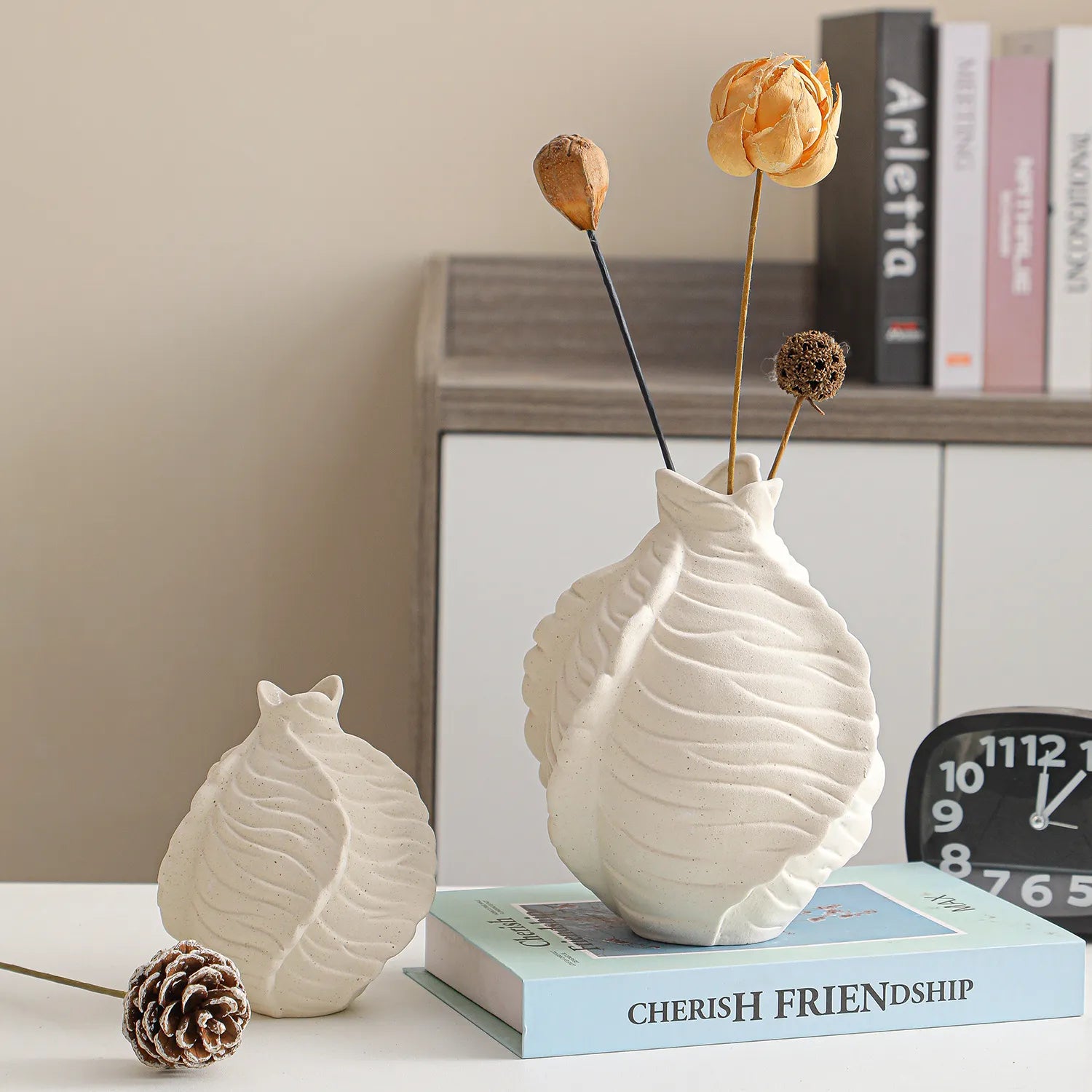 Ceramic Vase Minimalist Flower Vase, Home Living Room Decor Accent